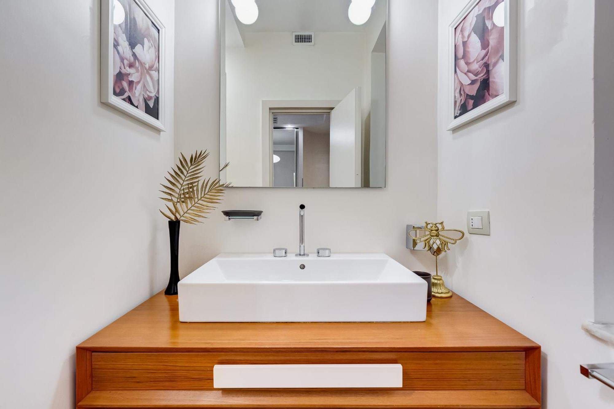 Bdc - The Platinum 2-bdr @spanish Steps Apartment